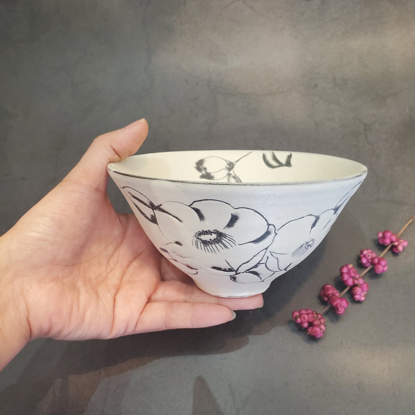 掻き落としbowl「椿」