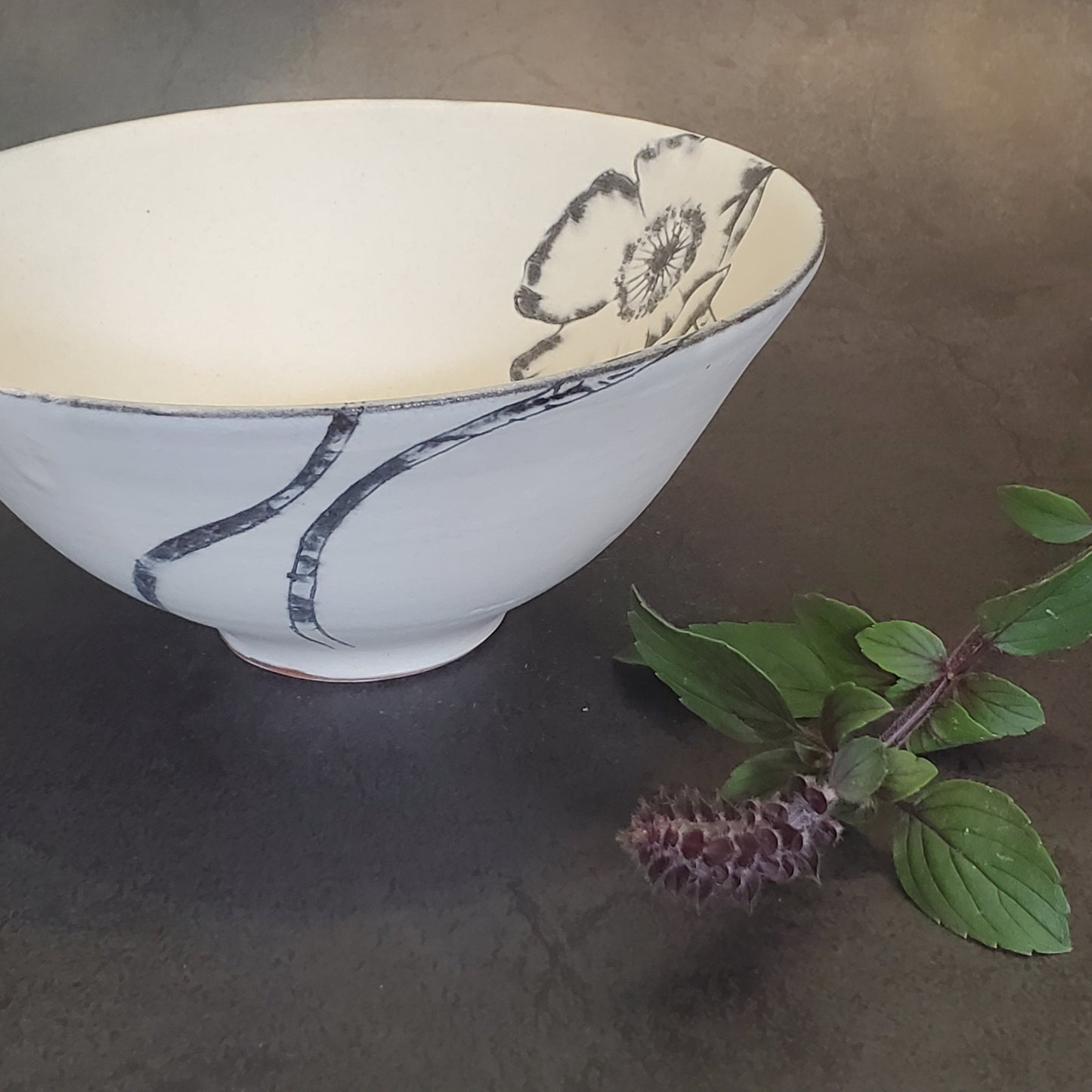 掻き落としbowl「芥子」