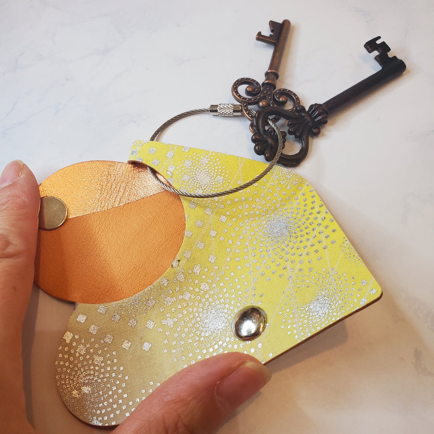 key wrap -color- Sunflower