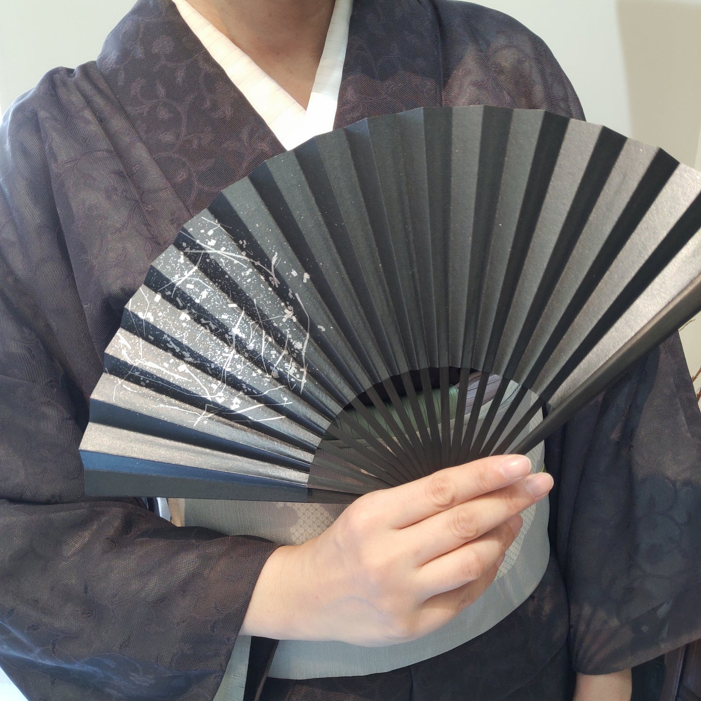 金彩扇子 箔図 image2 黒