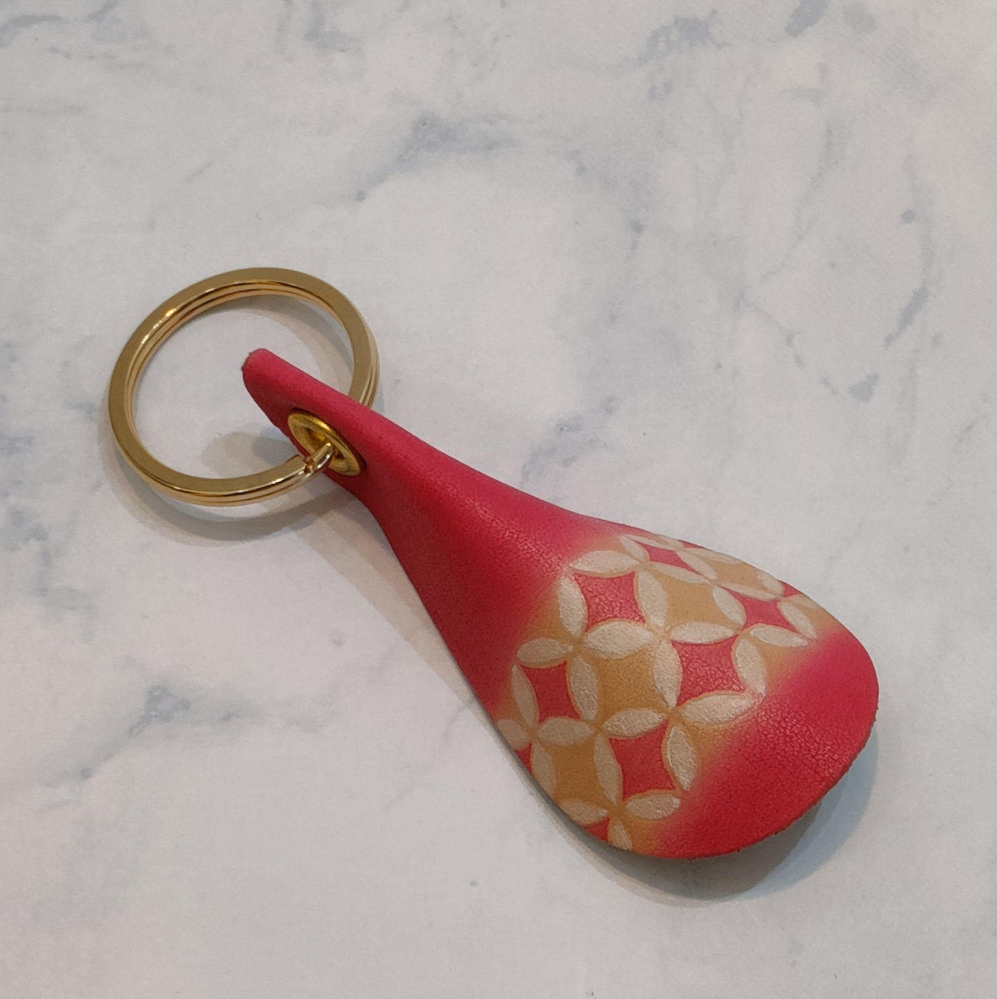 Cloisonne/cowhide key ring