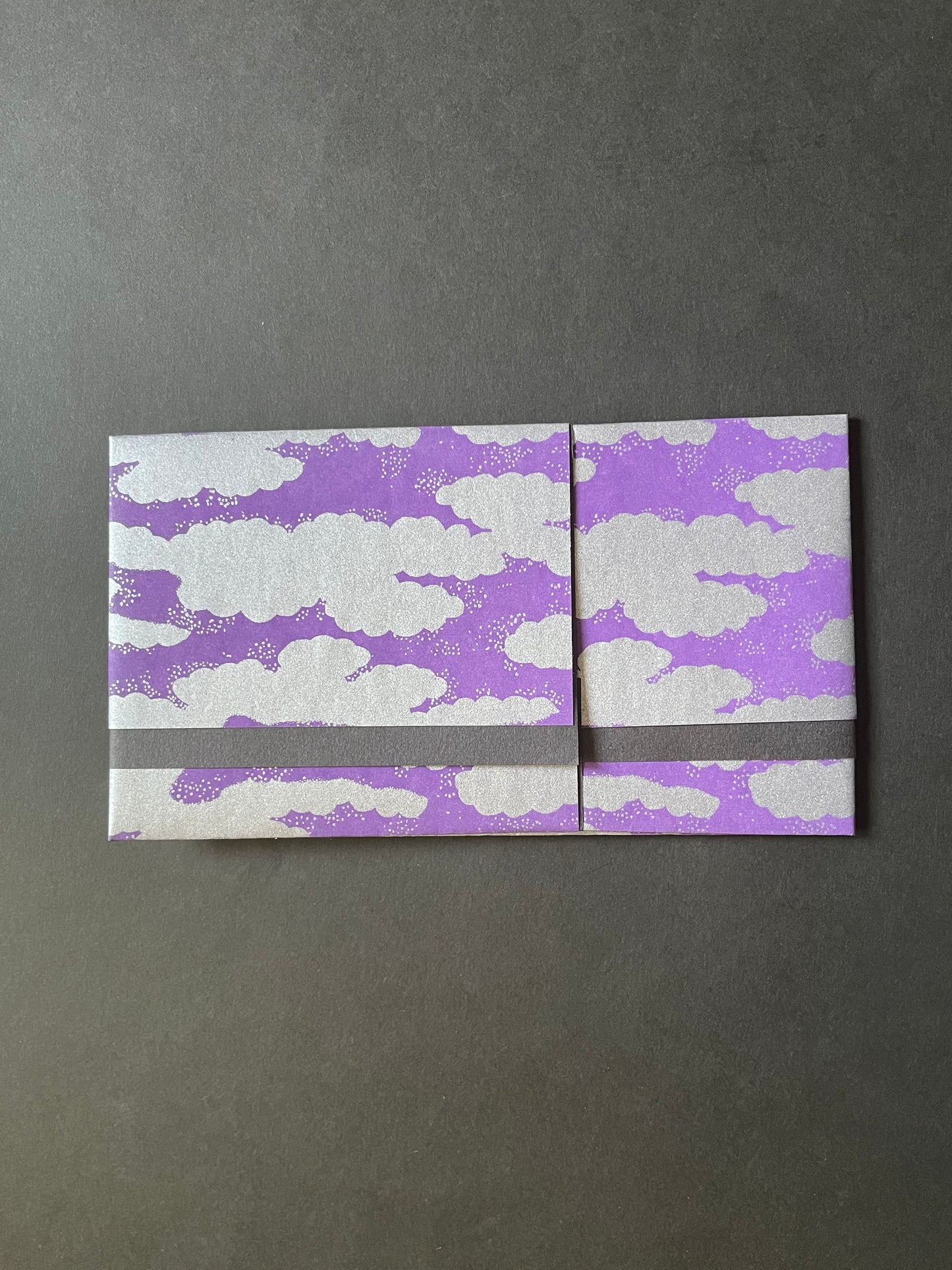 Okurifumi (10) clouds, purple, stripes