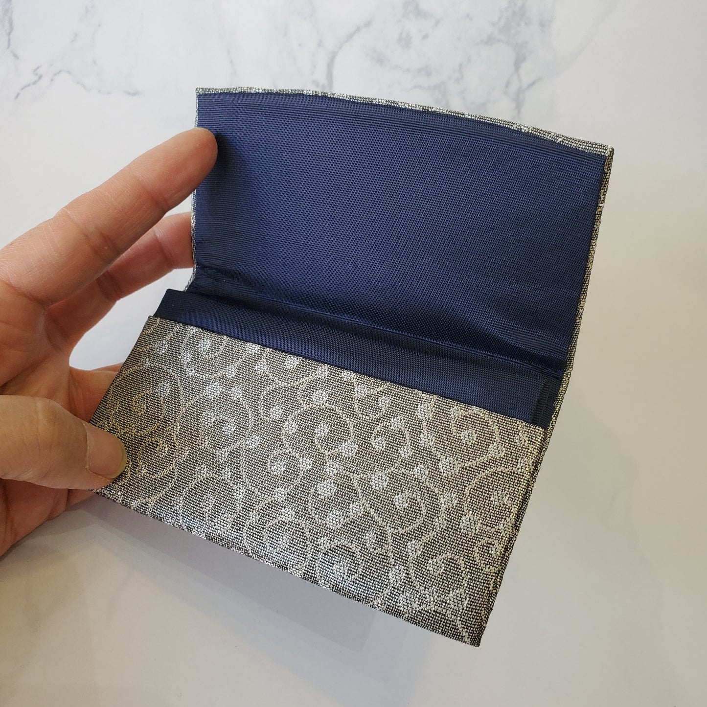 Nishijin Woven Card Case Gray x Silver
