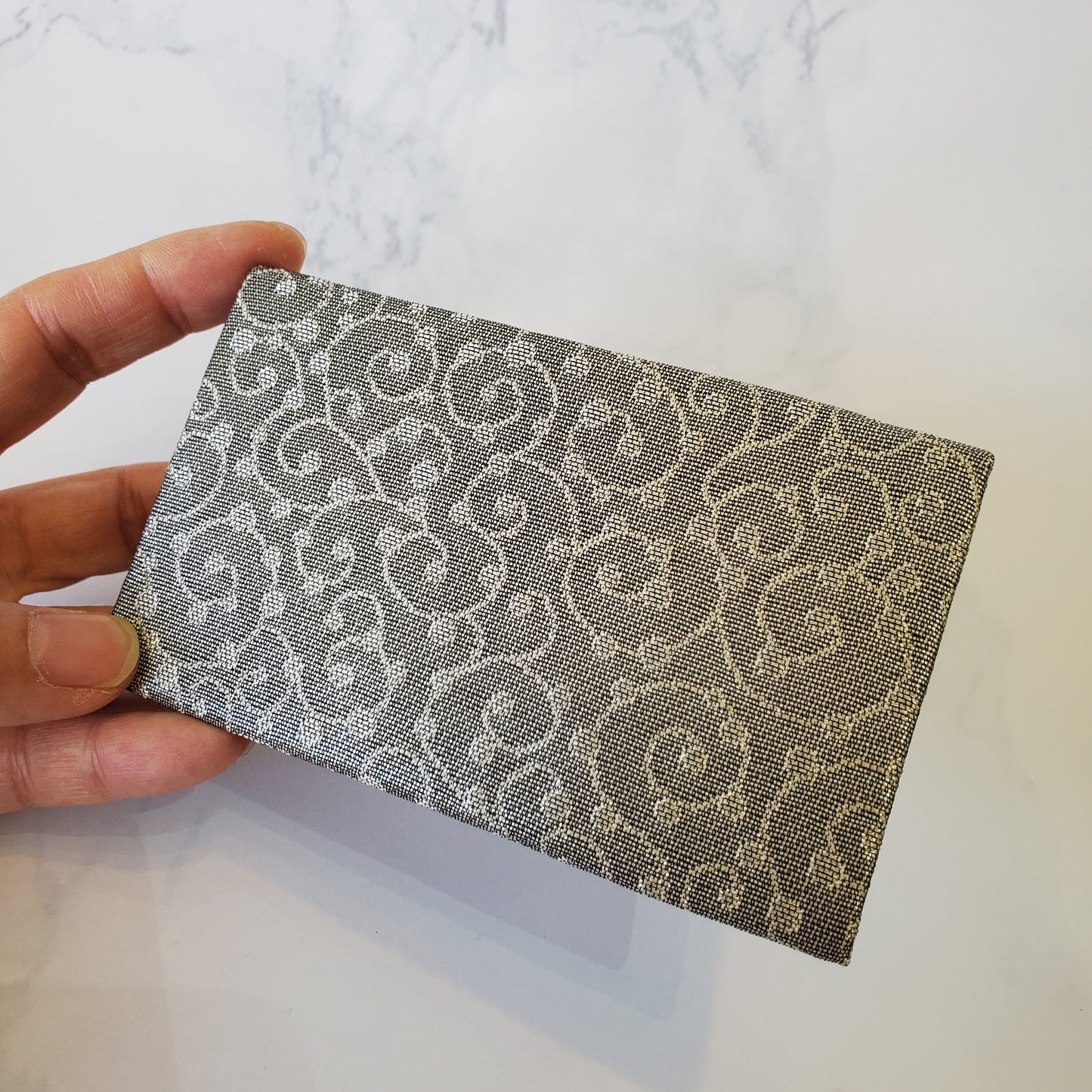 Nishijin Woven Card Case Gray x Silver